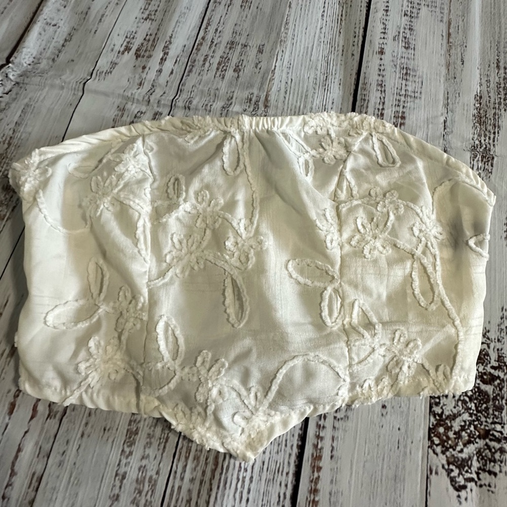 NWOT off white summer strapless crop top